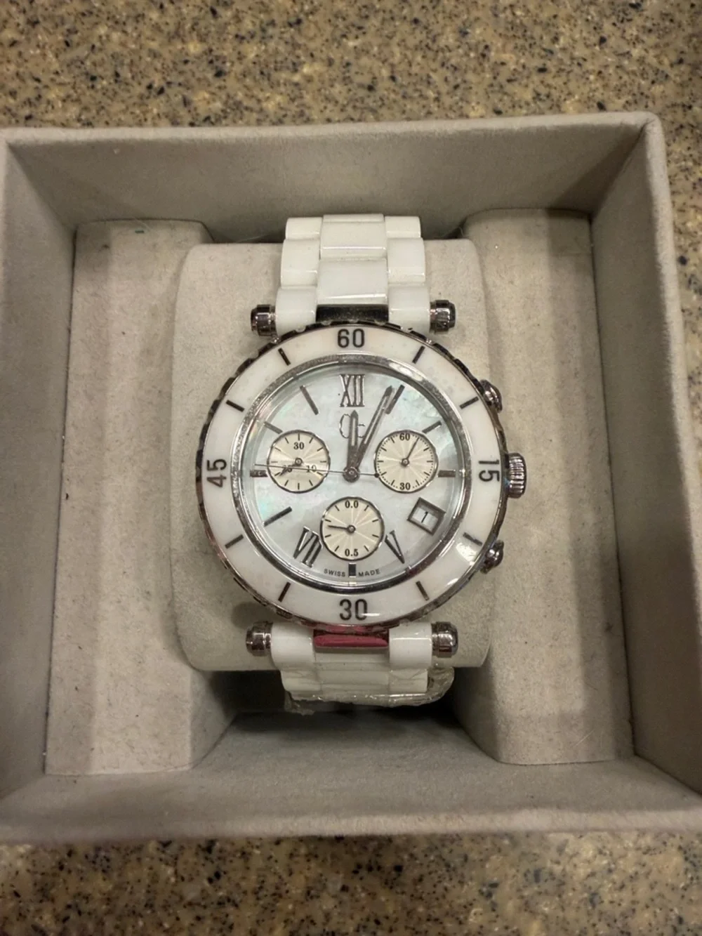 GUESS White Ceramic Chronograph Watch with Mother-of-Pearl Dial
